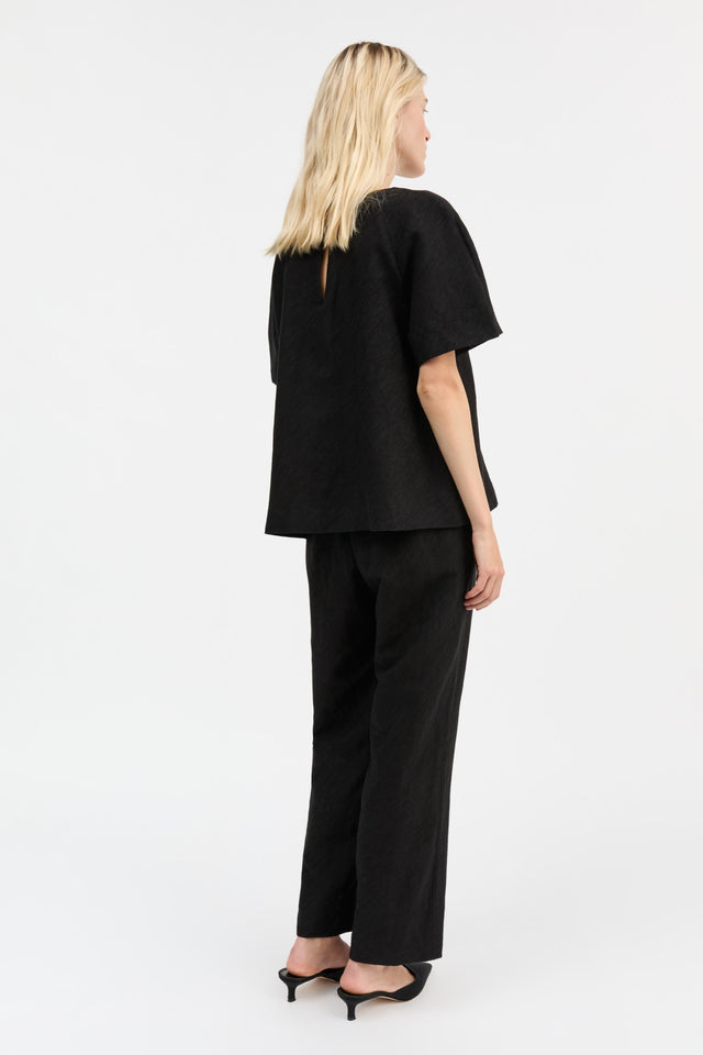 Skall Studio | NILA Top | Black